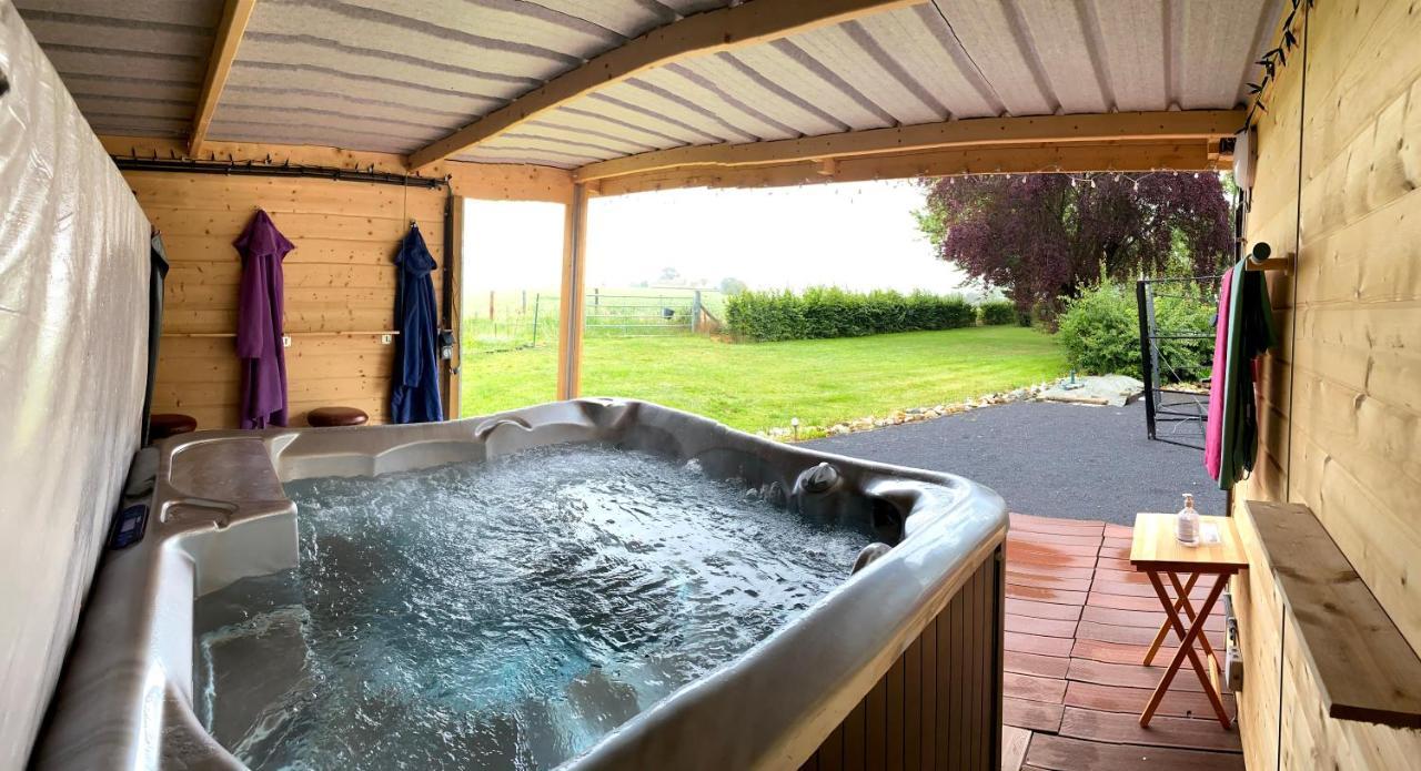 Le Chateau De Frankie Spas-Saunas Grand-Reng ภายนอก รูปภาพ